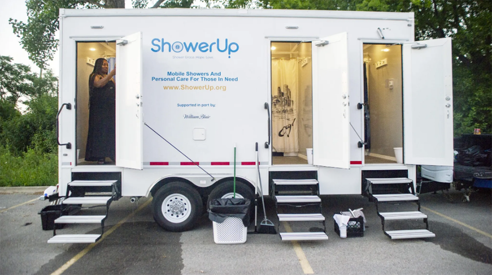 ShowerUp, a team effort, helps the homeless